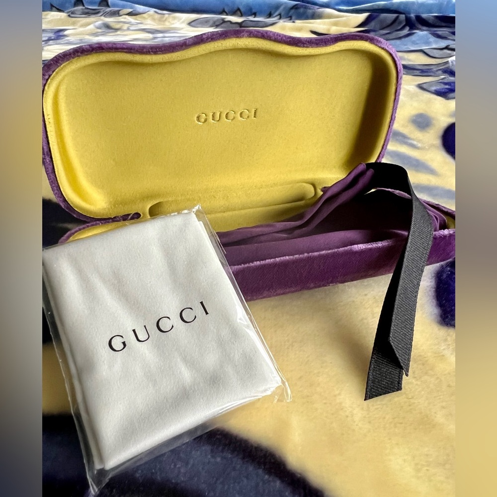 GUCCI Sunglass Velvet Case w/ Silk Dust Bag & Cleaning cloth. NEW! - Picture 7 of 13